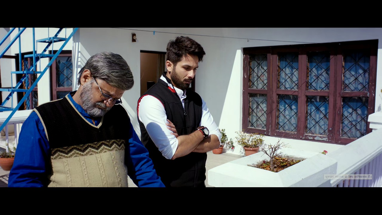 Batti Gul Meter Chalu (2018) ZEE5 WEB-DL Hindi 2160p 10bit HEVC DDP 5.1 ESub.mkv.0002